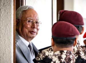 Hukuman Najib Beralih ke Tahanan Rumah, Tetapi Denda RM50 Juta Tetap Jadi Syarat