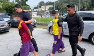 Dua Remaja Mengaku Tidak Bersalah Dalam Kes Dakwaan Seterika Panas